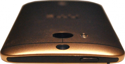 фото HTC One M8 в обзоре