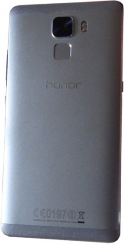 Huawei Honor 7 вид с зади