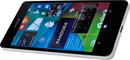 фото Microsoft Lumia 550 в обзоре