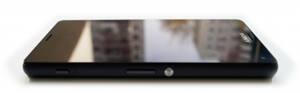 фото Sony Xperia Z3 Compact в обзоре